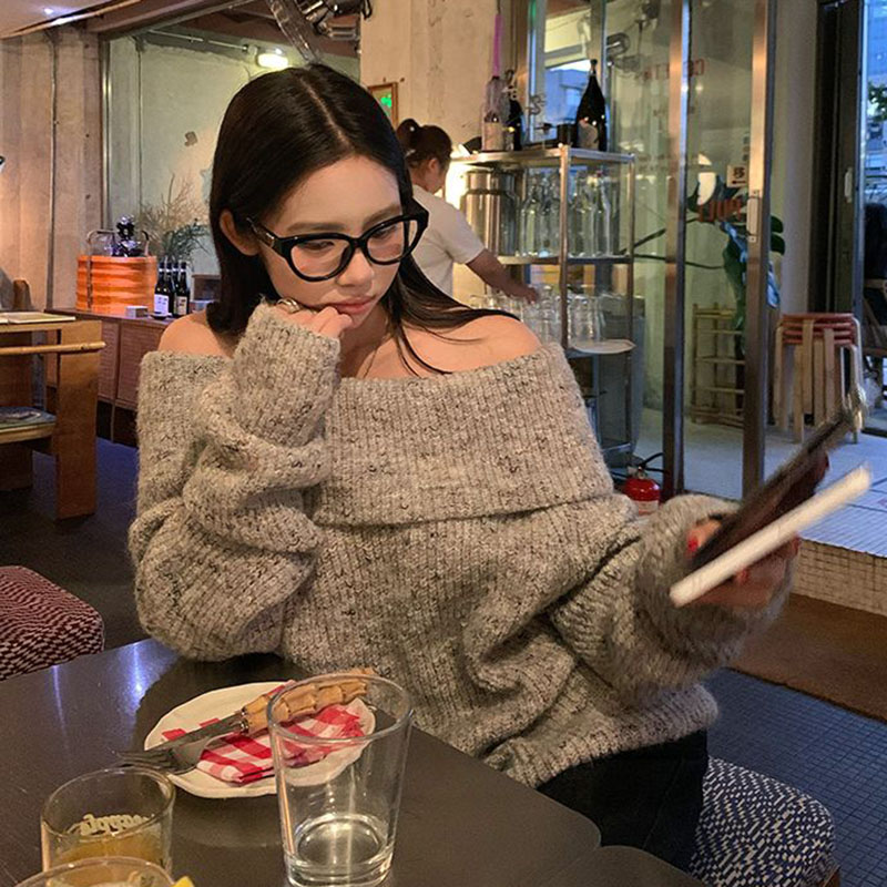 Элегантные свитера с открытыми – обзор и цена Street Fashion Korea